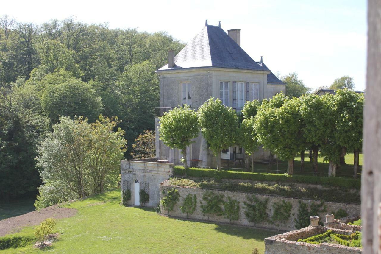 Château d'Hodebert Saint-Paterne-Racan Exterior foto